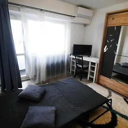 Lovely 1-room Unit, With Air Conditioning شقة *